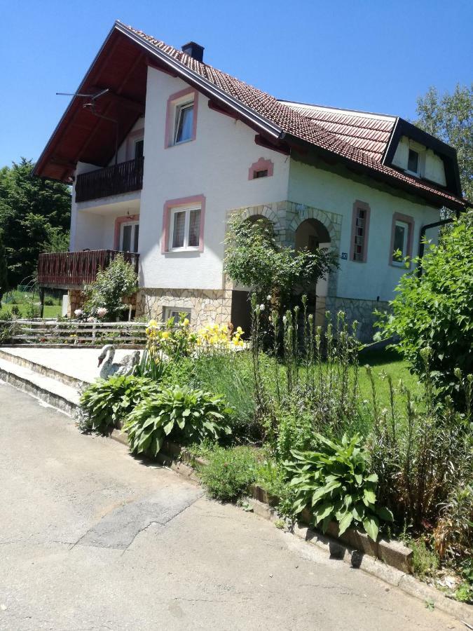 Apartament Apartman Jasmin Čatrnja Zewnętrze zdjęcie
