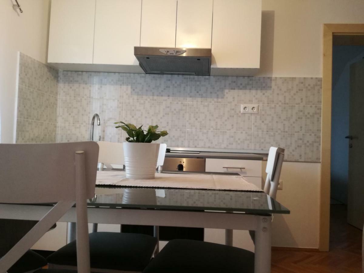 Apartament Apartman Jasmin Čatrnja Zewnętrze zdjęcie